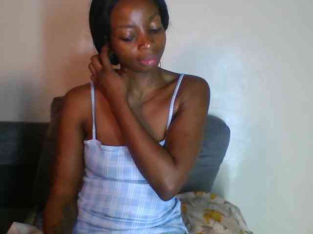 SweetsLolilta webcam