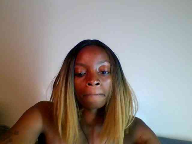 SweetsLolilta webcam