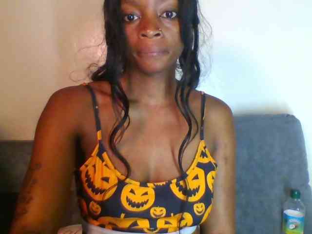 SweetsLolilta webcam