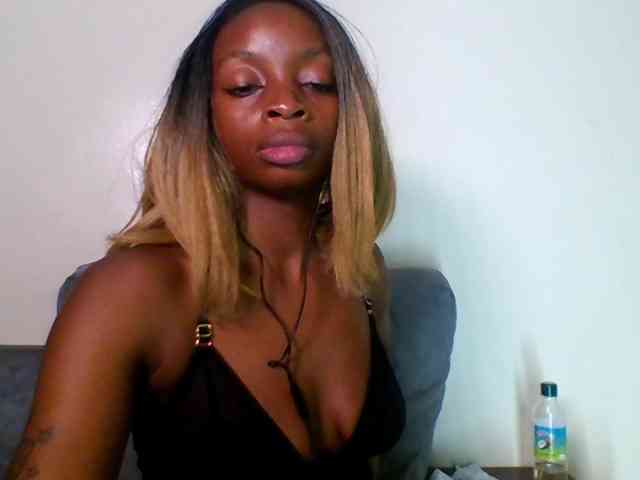 SweetsLolilta webcam
