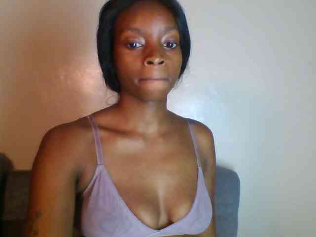 SweetsLolilta webcam