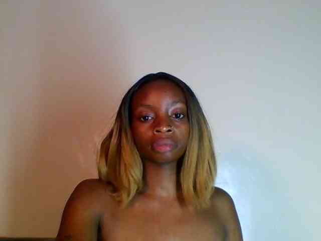 SweetsLolilta webcam