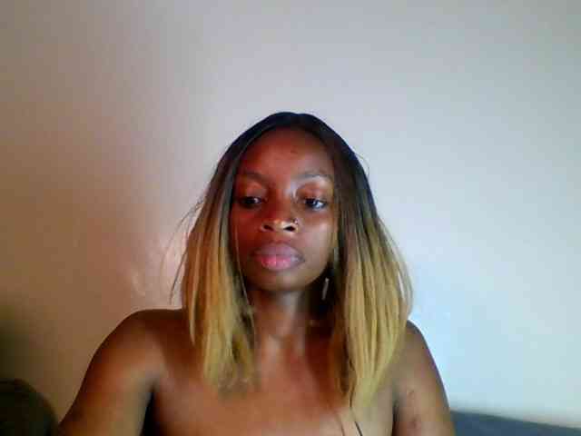 SweetsLolilta webcam