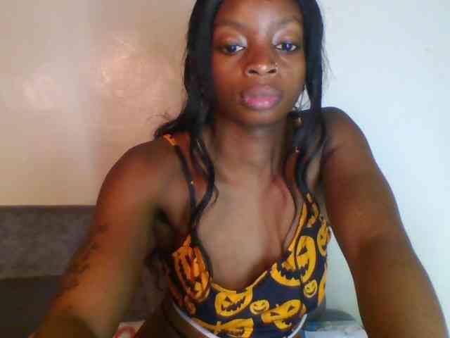 SweetsLolilta webcam