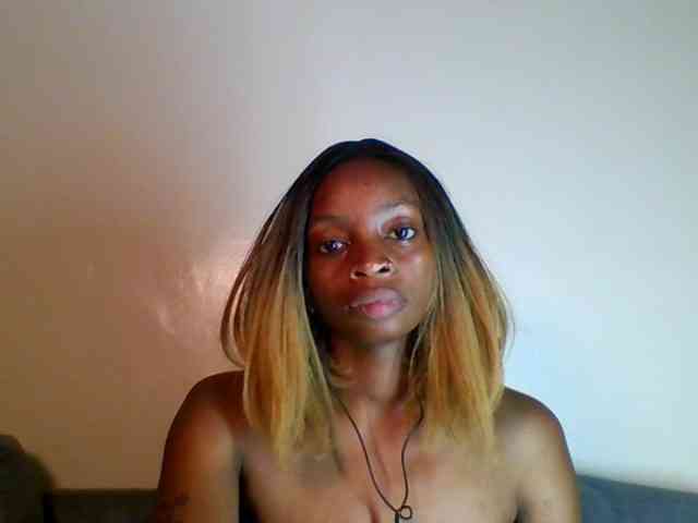 SweetsLolilta webcam