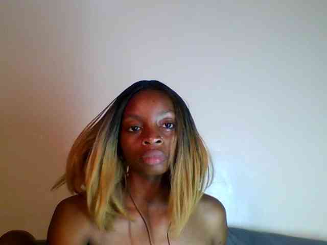 SweetsLolilta webcam