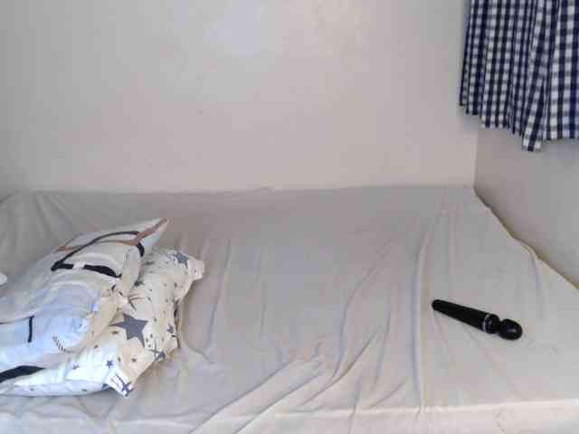 JolieNoir webcam