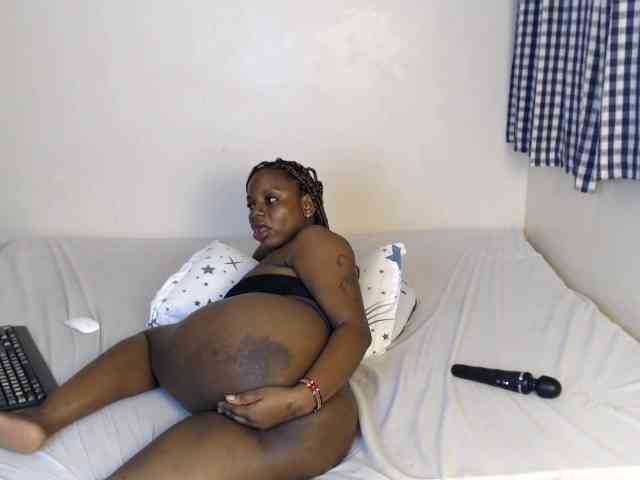 JolieNoir webcam