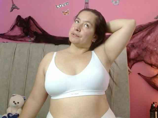 monickhot303av webcam