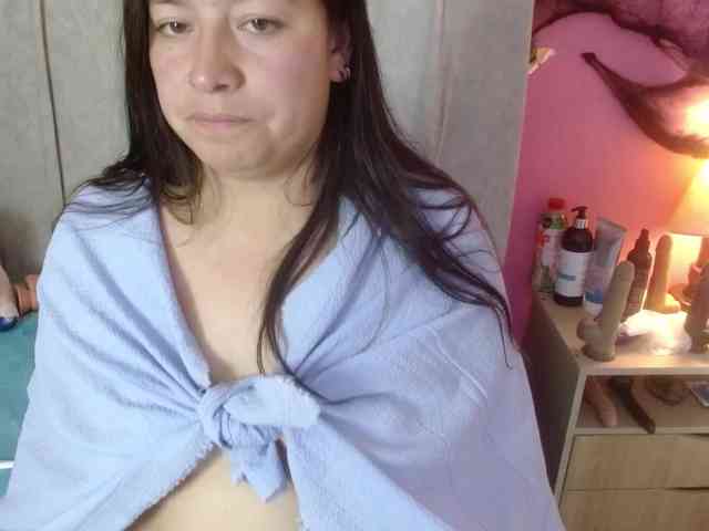 monickhot303av webcam