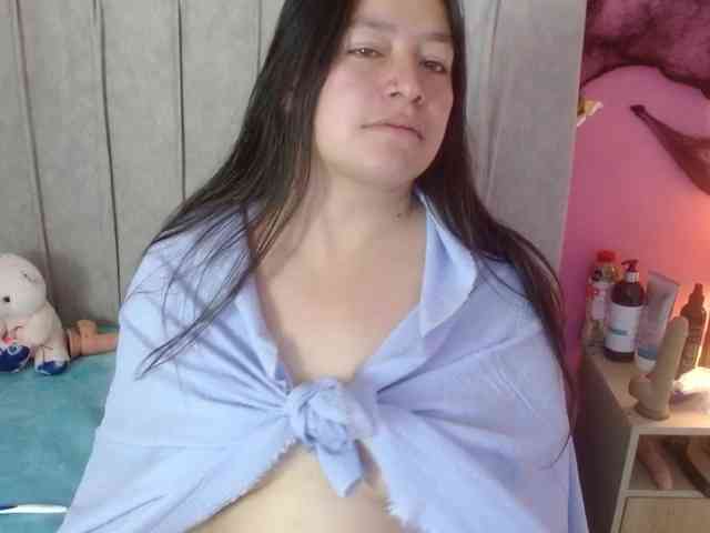 monickhot303av webcam