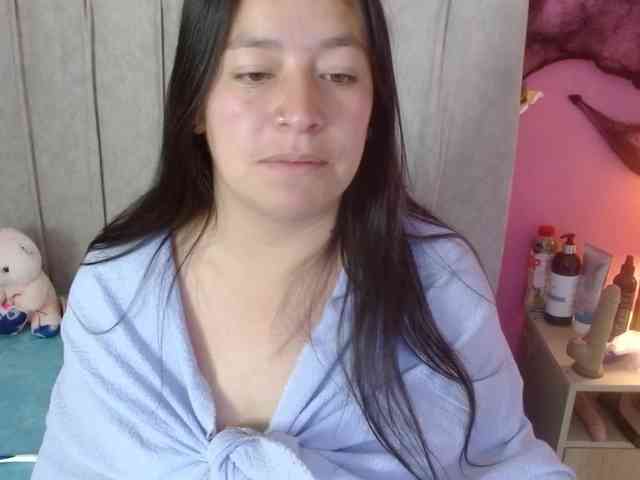 monickhot303av webcam