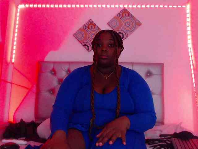 ebony-NeighborMoans webcam