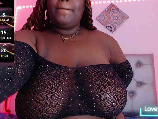 ebony-NeighborMoans webcam