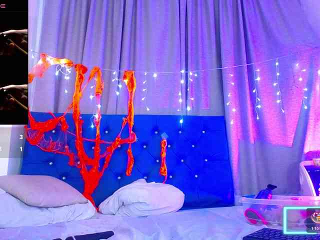 ebony-NeighborMoans webcam