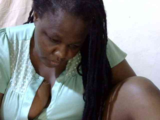 sexy-ebony254 webcam