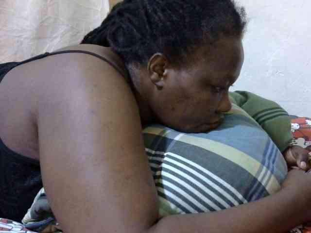 sexy-ebony254 webcam