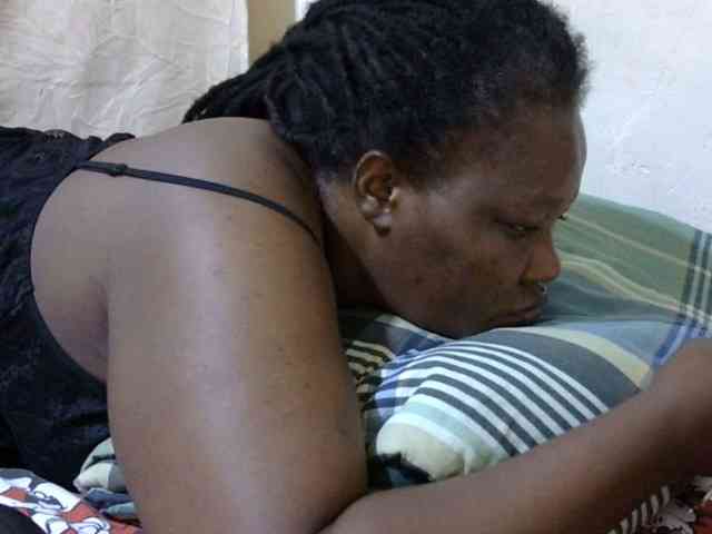 sexy-ebony254 webcam