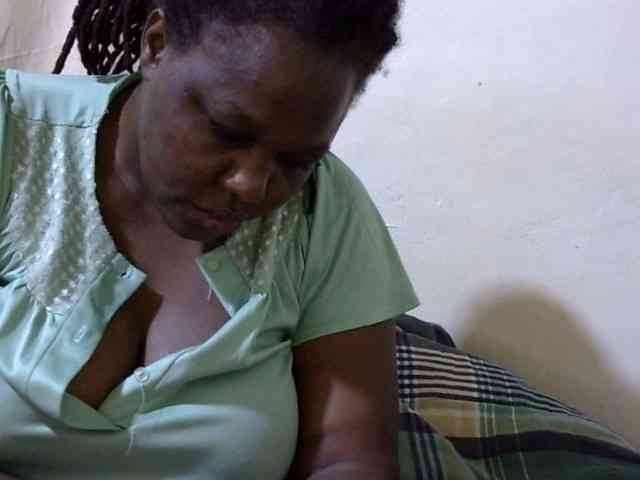 sexy-ebony254 webcam