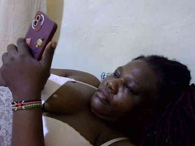sexy-ebony254 webcam