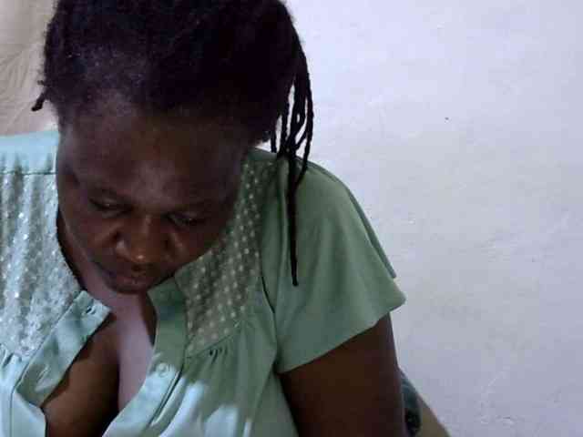 sexy-ebony254 webcam