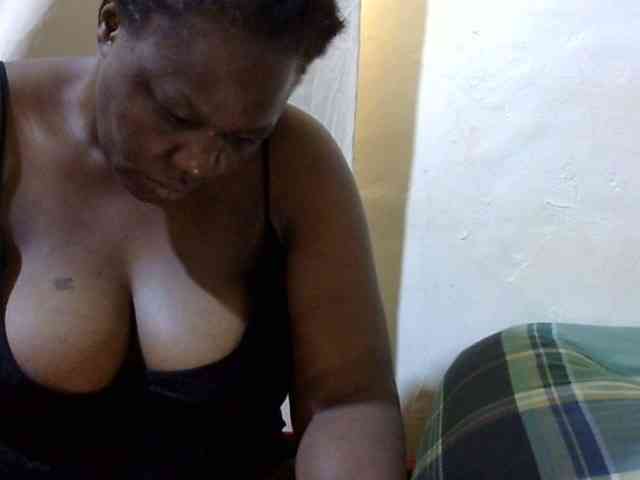 sexy-ebony254 webcam