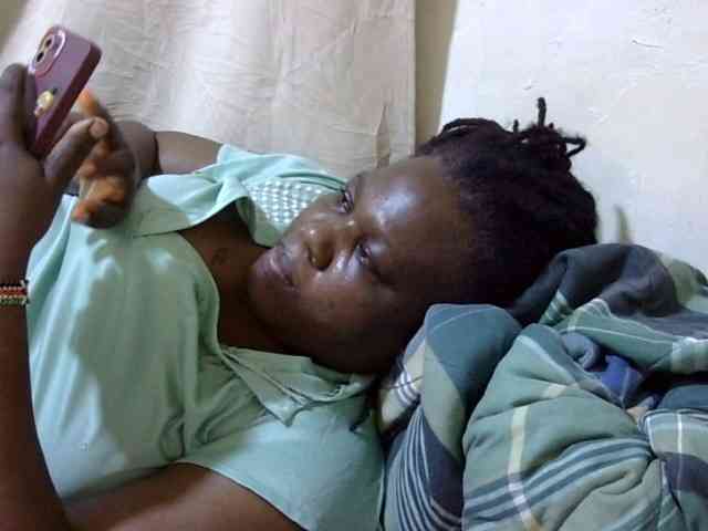 sexy-ebony254 webcam