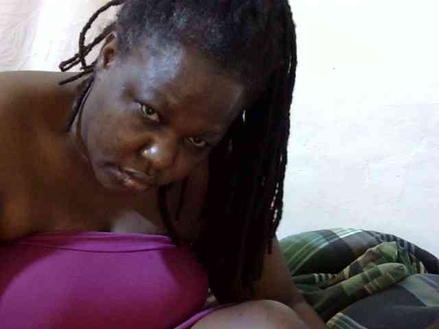 sexy-ebony254 webcam