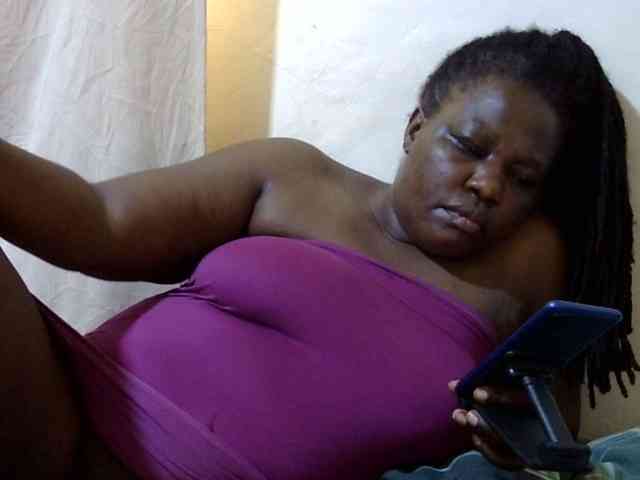 sexy-ebony254 webcam