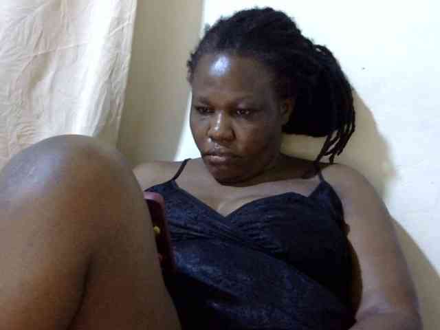 sexy-ebony254 webcam