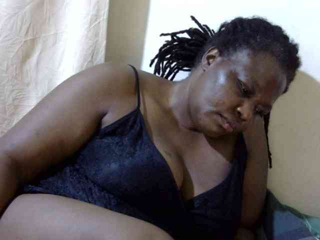 sexy-ebony254 webcam