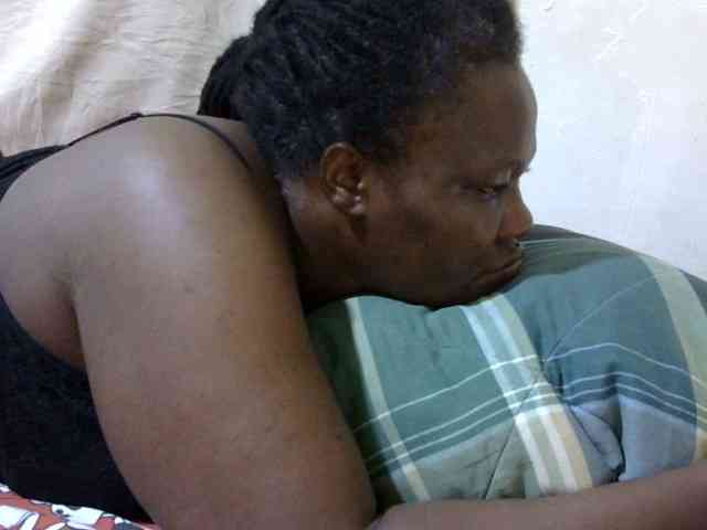 sexy-ebony254 webcam