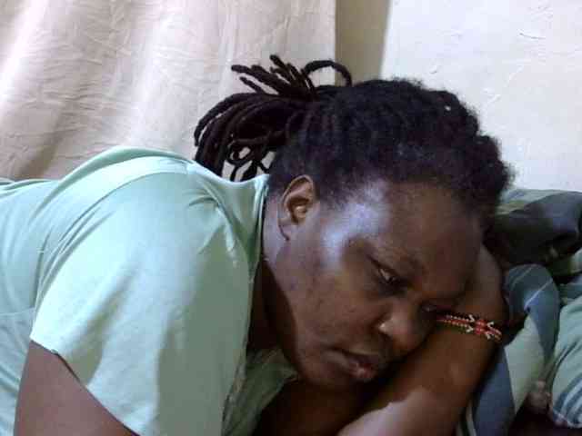 sexy-ebony254 webcam