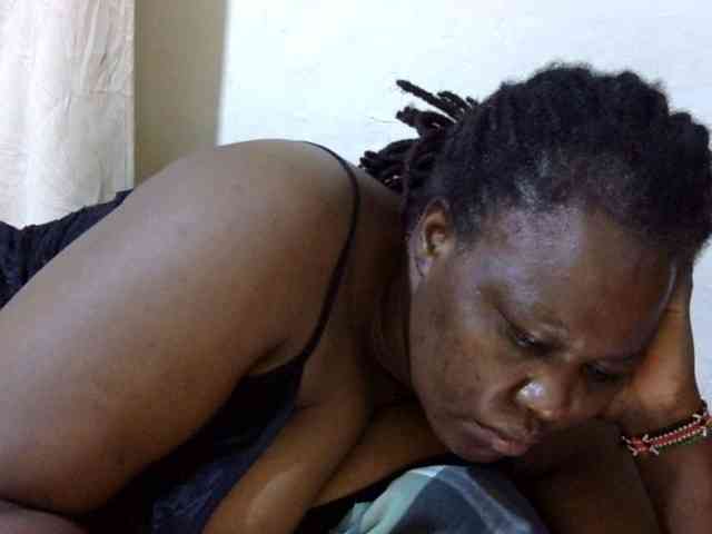 sexy-ebony254 webcam