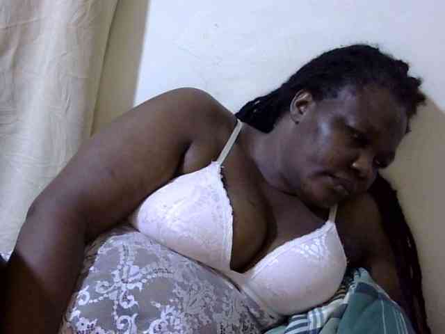 sexy-ebony254 webcam