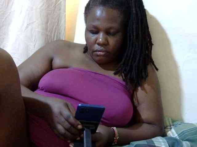 sexy-ebony254 webcam