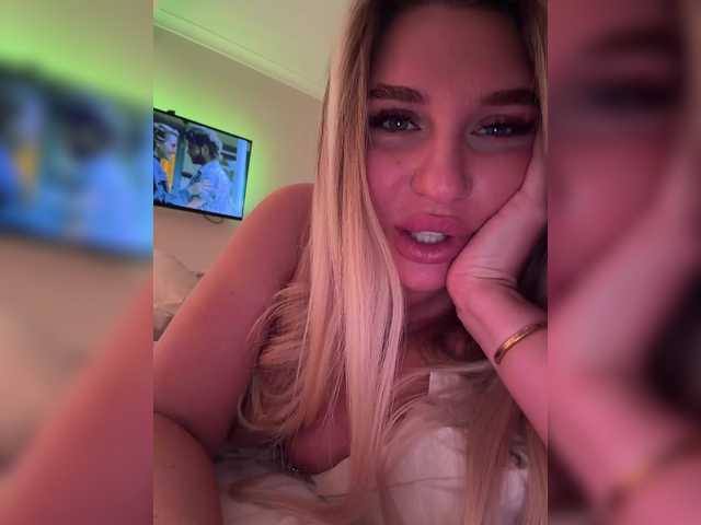 go to chat with Stiflers_mom