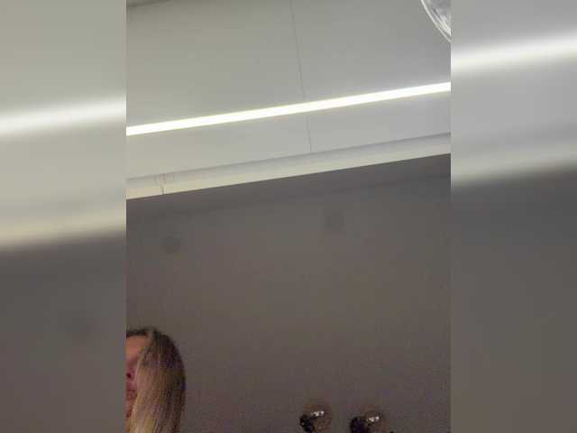 Vai a chattare su Kotofeyka1 Kotofeyka1