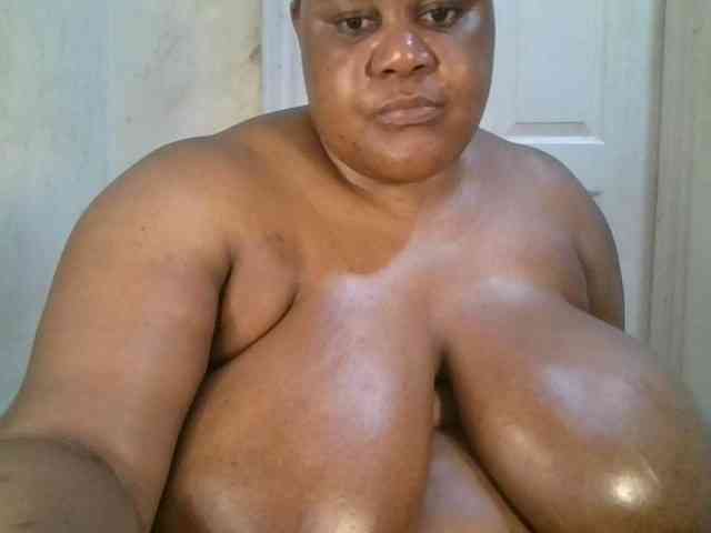 Ebonymagixs webcam