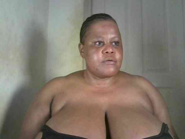 Ebonymagixs webcam