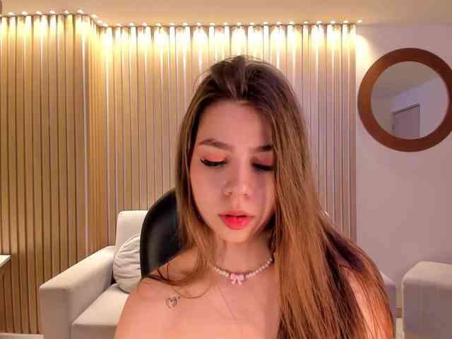 TiffannySins webcam