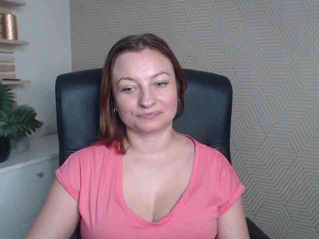 angelaLove13 webcam