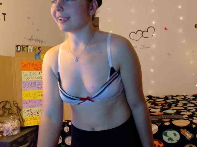 YreneA webcam