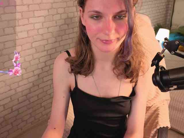 AetheriaBloom webcam