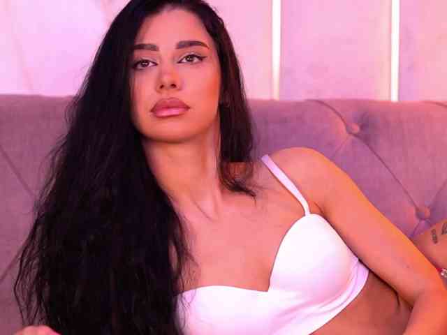 ArinaRhodes webcam