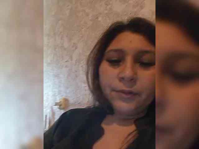 MaryHopkins webcam