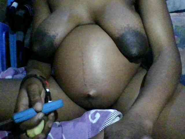 PrettyBelly webcam