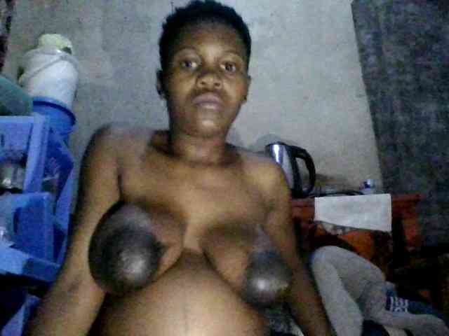 PrettyBelly webcam