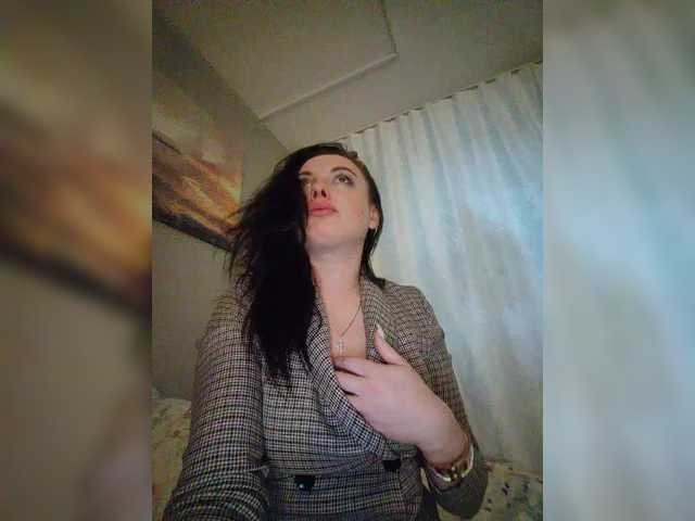 Entrez le videochat erotique avec le
modèle AleksaTop069 AleksaTop069