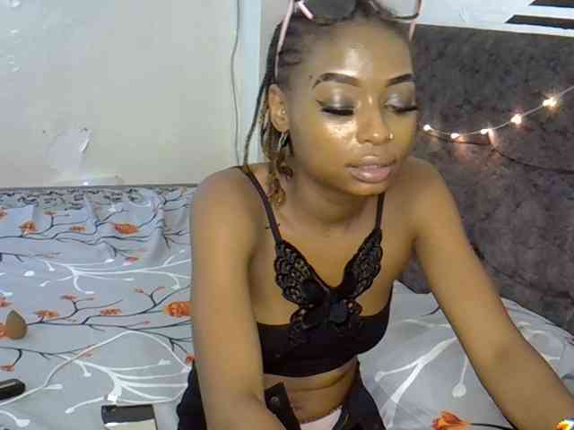 PetiteAlexa webcam